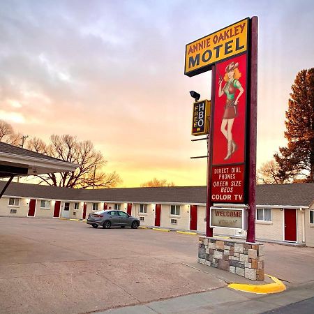 Annie Oakley Motel Oakley Exterior foto