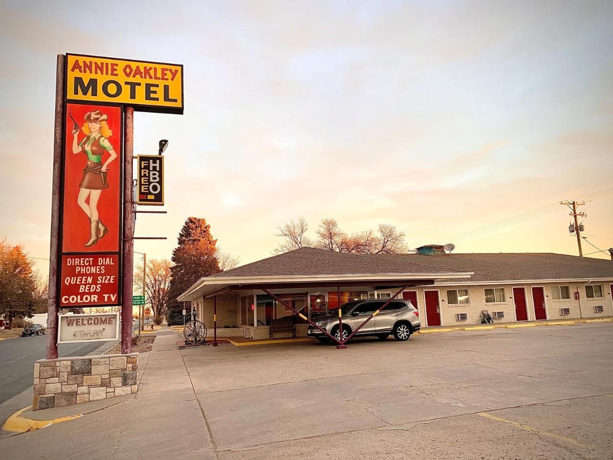 Annie Oakley Motel Oakley Exterior foto