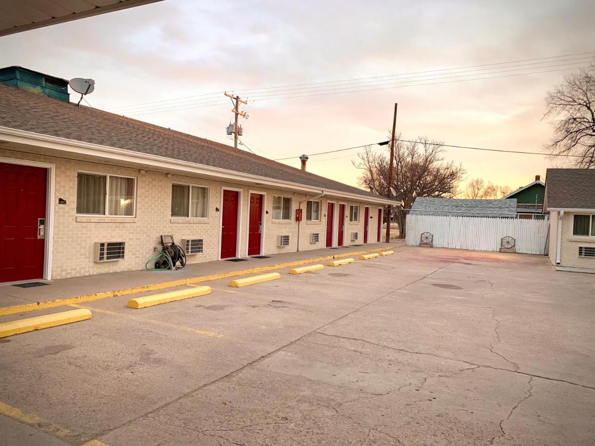 Annie Oakley Motel Oakley Exterior foto